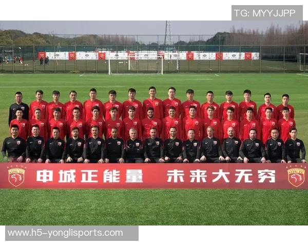 上港集团足球俱乐部奋勇争先助力中国足球崛起与发展新篇章 上港集团足球俱乐部奋勇争先助力中国足球崛起与发展新篇章